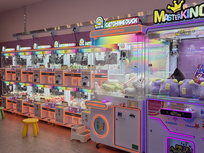 대학가 무인 인형 뽑기장 (직접촬영)